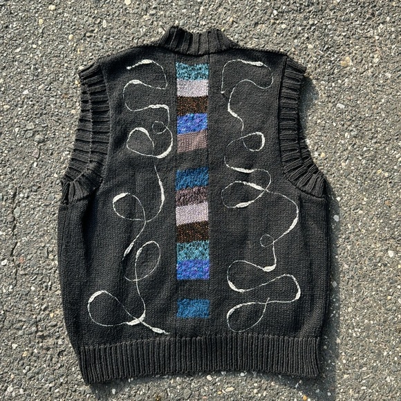 Black Patterned Sweater Vest - Picture 5 of 5